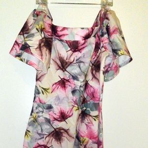 Off the Shoulders Floral Bodycon Dress.